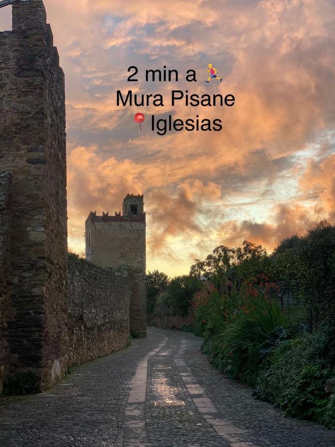 Apartamento Il 27º Giglio Iglesias Exterior foto
