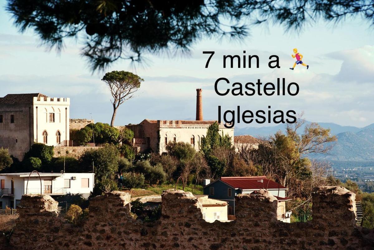 Apartamento Il 27º Giglio Iglesias Exterior foto